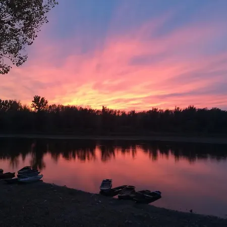Bela Vrba 住宿加早餐酒店 3*