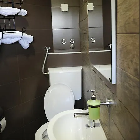 Bela Vrba 住宿加早餐酒店 3*